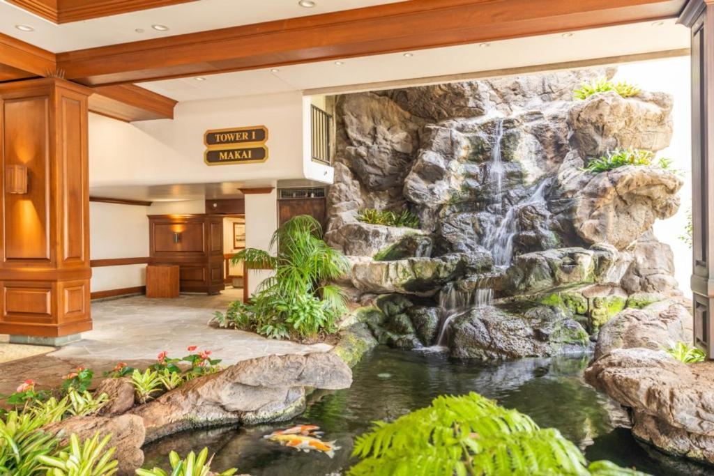 דירות הונולולו Waikiki Banyan W-Ocean Views With Free Parking! מראה חיצוני תמונה