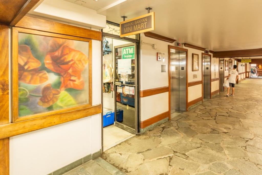 דירות הונולולו Waikiki Banyan W-Ocean Views With Free Parking! מראה חיצוני תמונה